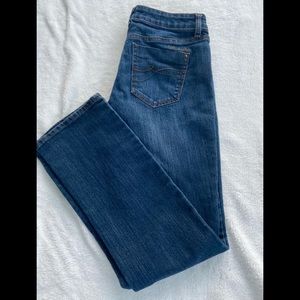 WOMENS DKNY SIZE 8 JEANS 👖